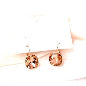 NEW Champagne Rose Pink Floating Crystal Cushion Faceted Earrings 18kgold plated